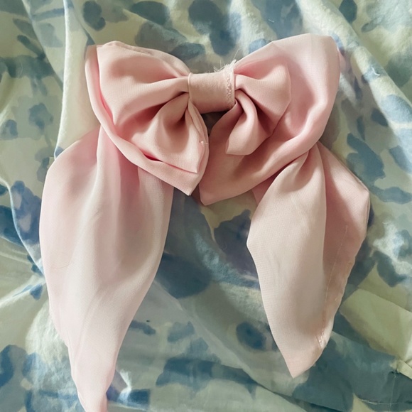 Handmade by me pink chiffon hair bow - Picture 2 of 6